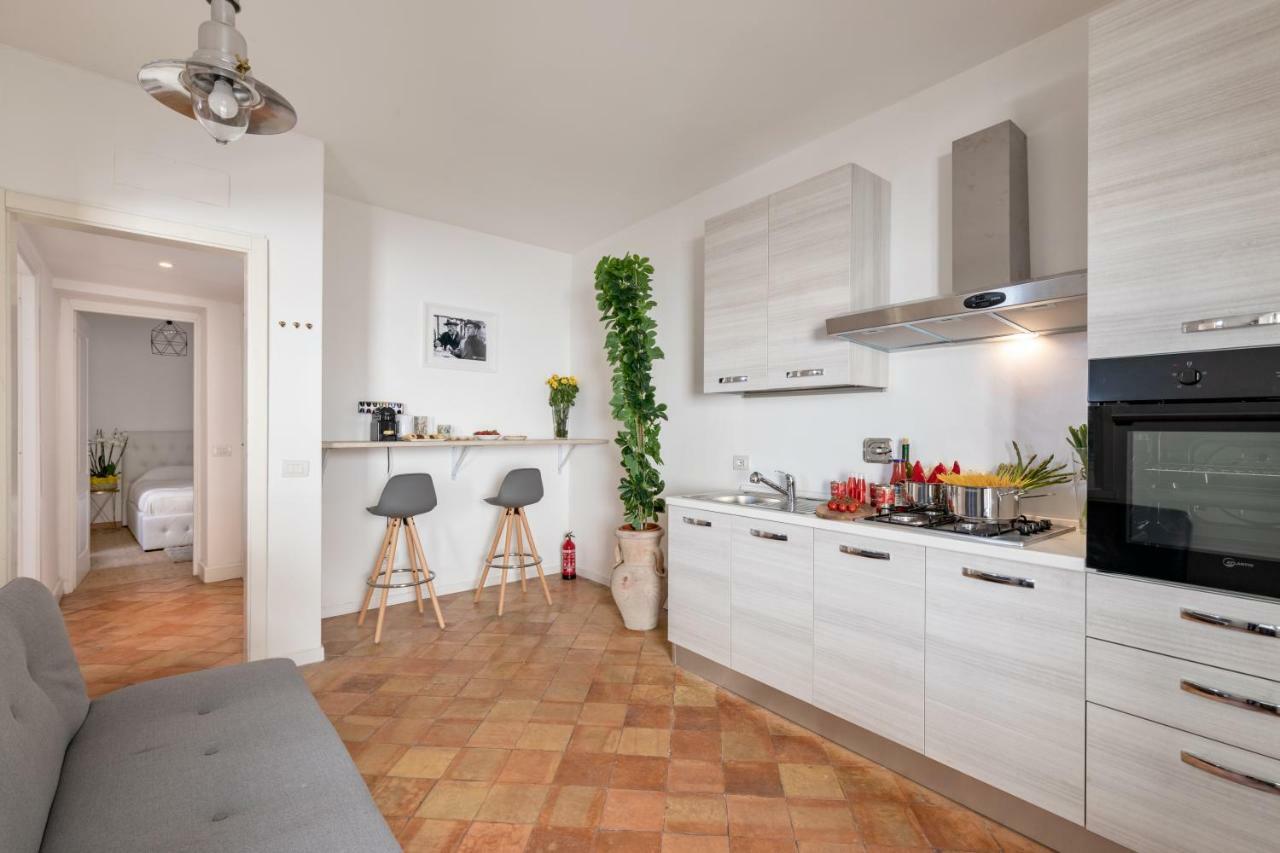 Presidential Penthouse Navona Apartment Rome Bagian luar foto