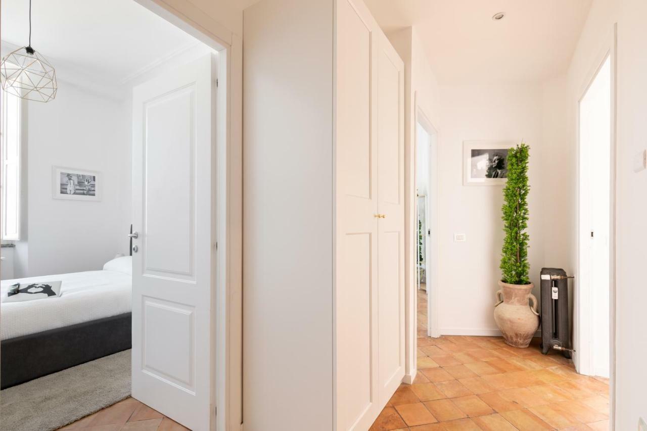 Presidential Penthouse Navona Apartment Rome Bagian luar foto