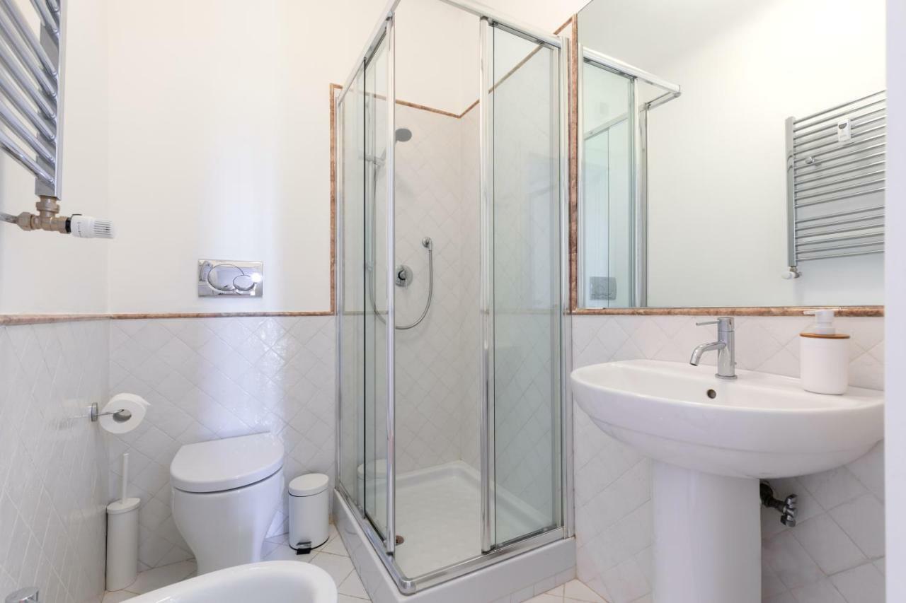 Presidential Penthouse Navona Apartment Rome Bagian luar foto