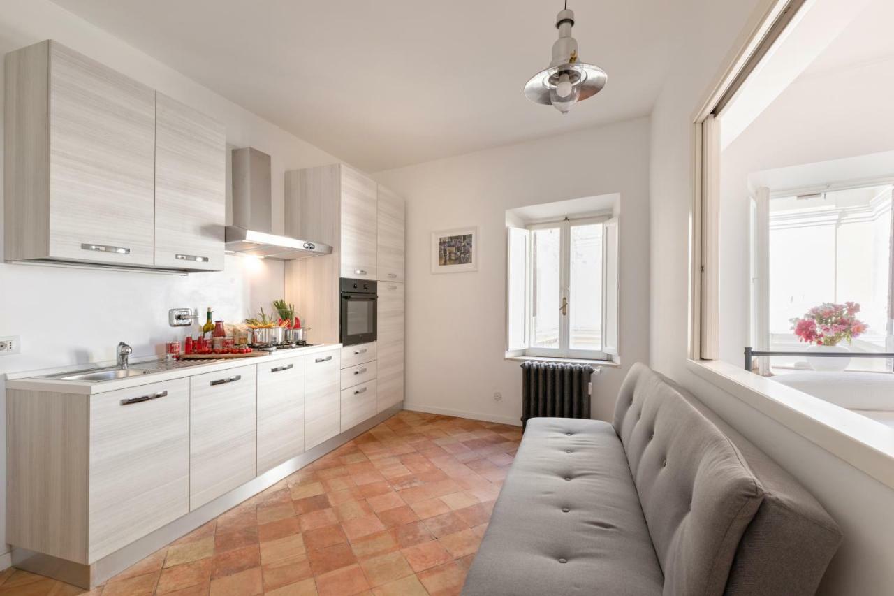 Presidential Penthouse Navona Apartment Rome Bagian luar foto
