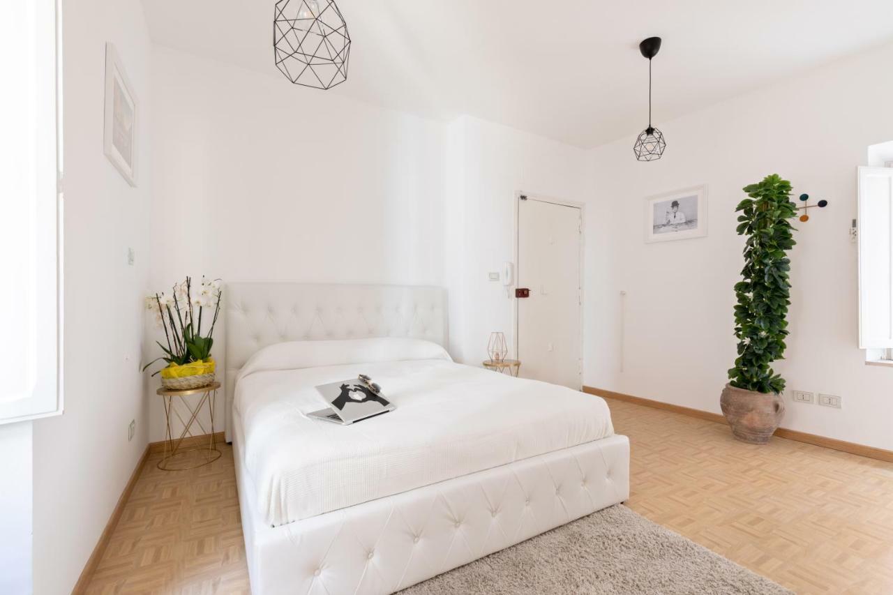 Presidential Penthouse Navona Apartment Rome Bagian luar foto