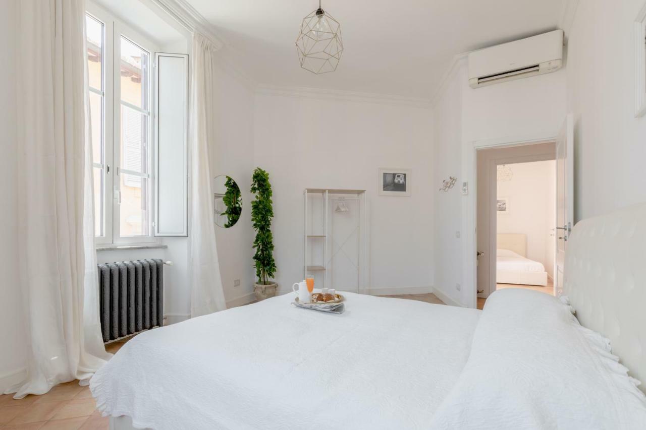 Presidential Penthouse Navona Apartment Rome Bagian luar foto
