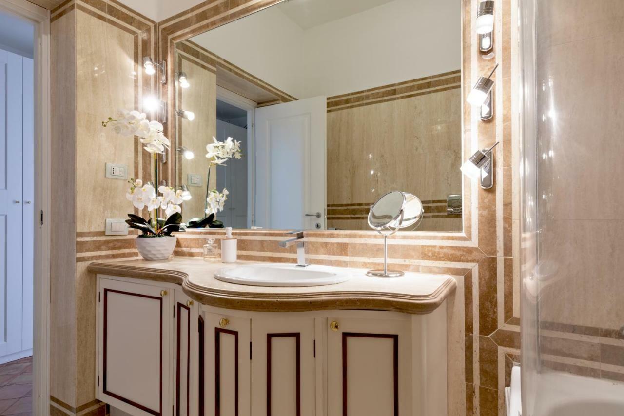 Presidential Penthouse Navona Apartment Rome Bagian luar foto